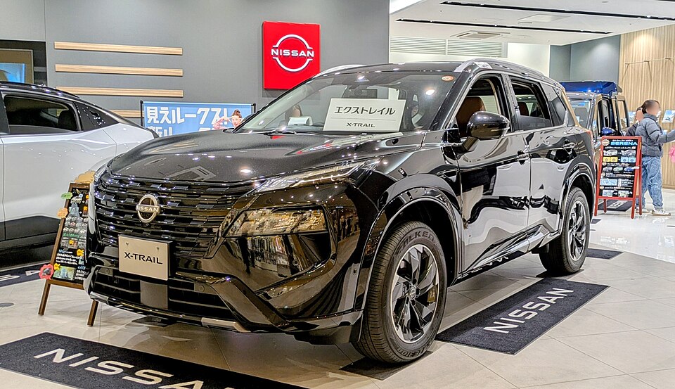 Nissan X-Trail, vista delantera