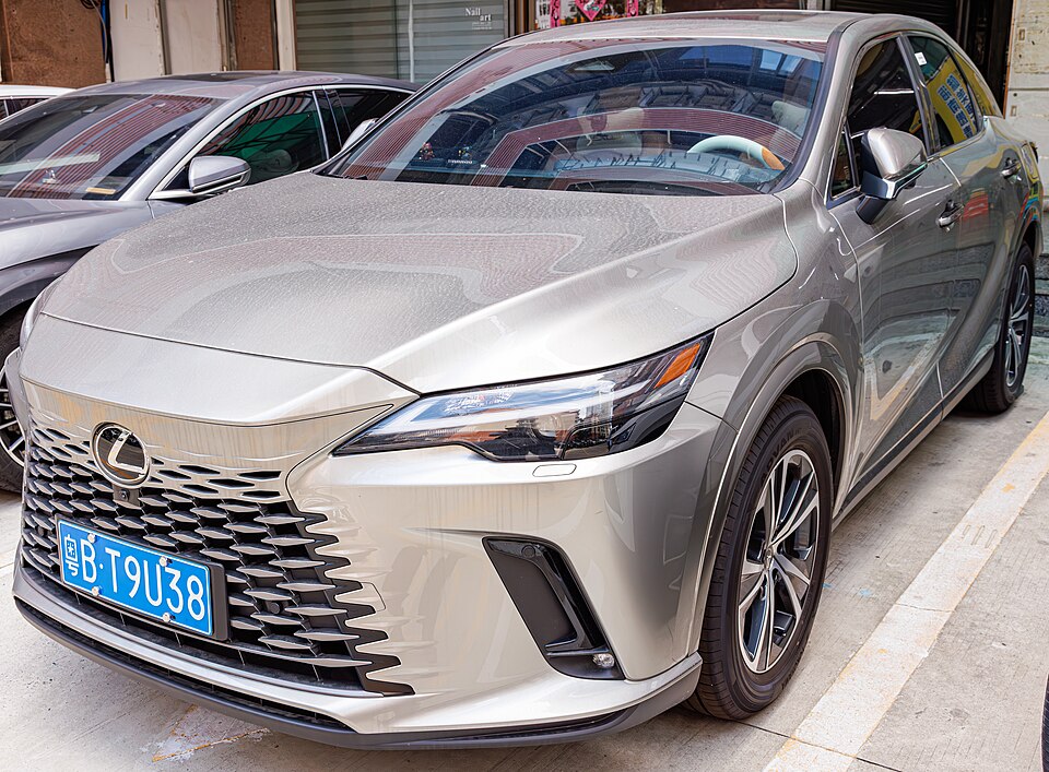 Lexus RX300, vista de la parte frontal